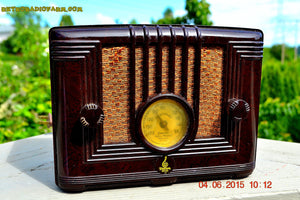 SOLD! - Sept 17, 2015 - STUNNING Art Deco Retro Vintage 1940 Emerson Model 126 Brown Swirly Marbled Bakelite AM Tube Radio Totally Restored! - [product_type} - Emerson - Retro Radio Farm