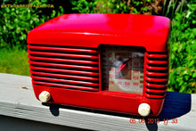 Charger l&#39;image dans la galerie, SOLD! - July 28, 2015 - LIPSTICK RED Vintage Deco Retro 1947 Philco Transitone 48-200 AM Bakelite Tube Radio Works! Wow! - [product_type} - Philco - Retro Radio Farm