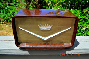 SOLD! - Aug 9, 2015 - ROCKABILLY Looking Retro Vintage Cadillac Brown Marbled Gold 1950's Truetone Western Auto D2586 AM Tube Radio WORKS! - [product_type} - Truetone - Retro Radio Farm