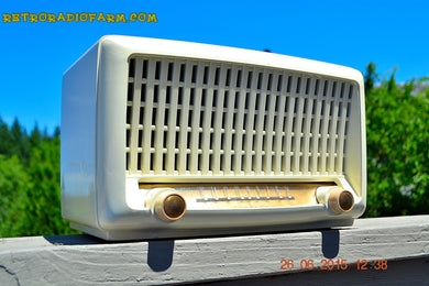 SOLD! - Sept 6, 2015 - BLUETOOTH MP3 READY - Post War Industrial Ivory Retro Deco 1951 Wards Airline Model 15BR-1544A Tube Radio Totally Restored!