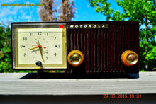 Charger l&#39;image dans la galerie, SOLD! - Aug 14, 2015 - BLUETOOTH MP3 READY - EXPRESSO Retro Mid Century Jetsons 1956 Motorola 57CE Tube AM Clock Radio Totally Restored! - [product_type} - Motorola - Retro Radio Farm