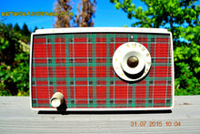 画像をギャラリービューアに読み込む, SOLD! - Sept 9, 2015 - MAD FOR PLAID! Mid Century Retro Vintage 1956 Westinghouse H503T5A Tube AM Radio WORKS! - [product_type} - Westinghouse - Retro Radio Farm