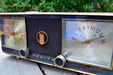 画像をギャラリービューアに読み込む, SOLD! - Dec 16, 2015 - BETTY BOOP Pink and Black Mid Century Retro Jetsons Vintage 1954 Zenith C624 AM Tube Radio Works! - [product_type} - Zenith - Retro Radio Farm