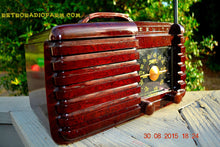 Charger l&#39;image dans la galerie, SOLD! - Sept 22, 2015 - GOLDEN AGE Art Deco WWII Era Vintage 1942 Zenith 6D612 AM Tube Radio Sounds Great! - [product_type} - Zenith - Retro Radio Farm