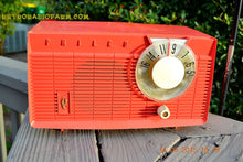 Charger l&#39;image dans la galerie, SOLD! - June 4, 2016 - BLUETOOTH MP3 READY - Salmon Pink Retro Mid Century Jetsons Vintage 1958 Philco E-814-124 AM Tube Radio WORKS! - [product_type} - Philco - Retro Radio Farm