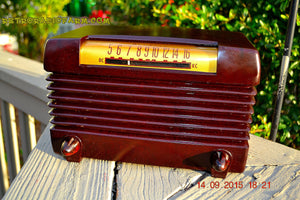 SOLD! - Nov 23, 2015 - BLUETOOTH MP3 READY - Post WWII 1952 Wards Airline Model 05BR-1525C AM Brown Bakelite Tube Radio Totally Restored!