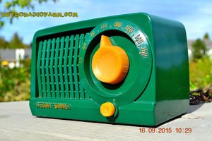 SOLD! - Feb 16, 2016 - KELLY GREEN Art Deco Rare Retro Green 1952 Stewart Warner 9160H Tube AM Radio Totally Restored! - [product_type} - Stewart Warner - Retro Radio Farm