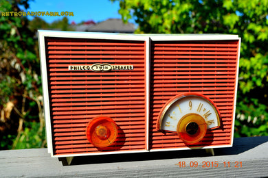 SOLD! - Sept 2, 2016 - WACKY LOOKING Coral And White  Retro Jetsons Vintage 1957 Philco H836-124 AM Tube Radio Works!