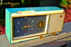 SOLD! - Aug 22, 2017 - TURQUOISE Mid Century Vintage Retro Westinghouse Model H718T5 AM Tube Radio Alarm Clock Works! - [product_type} - Westinghouse - Retro Radio Farm