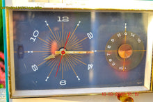 Charger l&#39;image dans la galerie, SOLD! - Aug 22, 2017 - TURQUOISE Mid Century Vintage Retro Westinghouse Model H718T5 AM Tube Radio Alarm Clock Works! - [product_type} - Westinghouse - Retro Radio Farm