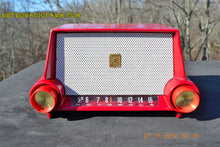 画像をギャラリービューアに読み込む, SOLD! - Mar 13, 2016 - CIMARRON RED Dashboard Mid Century Retro Jetsons 1953 Motorola 53H Tube AM Radio Works! - [product_type} - Motorola - Retro Radio Farm