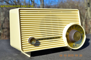 SOLD! - Jan 13, 2016 - IVORY Mocha Dragster Mid Century Retro Jetsons 1957-58 Motorola 5T22W Tube AM Radio Near Mint! - [product_type} - Motorola - Retro Radio Farm
