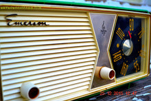 Charger l&#39;image dans la galerie, SOLD! - Dec 27, 2015 - PRISTINE EMERALD GREEN  956 Emerson Model 876B Tube AM Radio Mid Century Rare Color Sounds Great! - [product_type} - Emerson - Retro Radio Farm