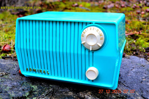 売れました！ - 2016 年 2 月 19 日 - Bluetooth MP3 対応 - 間違いなくターコイズ色 ミッドセンチュリー ヴィンテージ 1959 エマーソン モデル 4L2A 真空管ラジオ