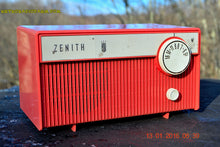 Charger l&#39;image dans la galerie, SOLD! - Feb 14, 2016 - BLUETOOTH MP3 READY -  Salmon Pink Retro Mid Century Deco Vintage 1959 Zenith F580 AM Tube Radio Sounds Great! - [product_type} - Zenith - Retro Radio Farm