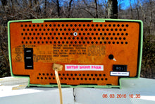 画像をギャラリービューアに読み込む, SOLD! - May 4, 2016 - BLUETOOTH MP3 READY - Mint Green 1958 Retro Vintage Jetsons GE General Electric Tube AM Radio Model C435 Radio Works!! - [product_type} - General Electric - Retro Radio Farm