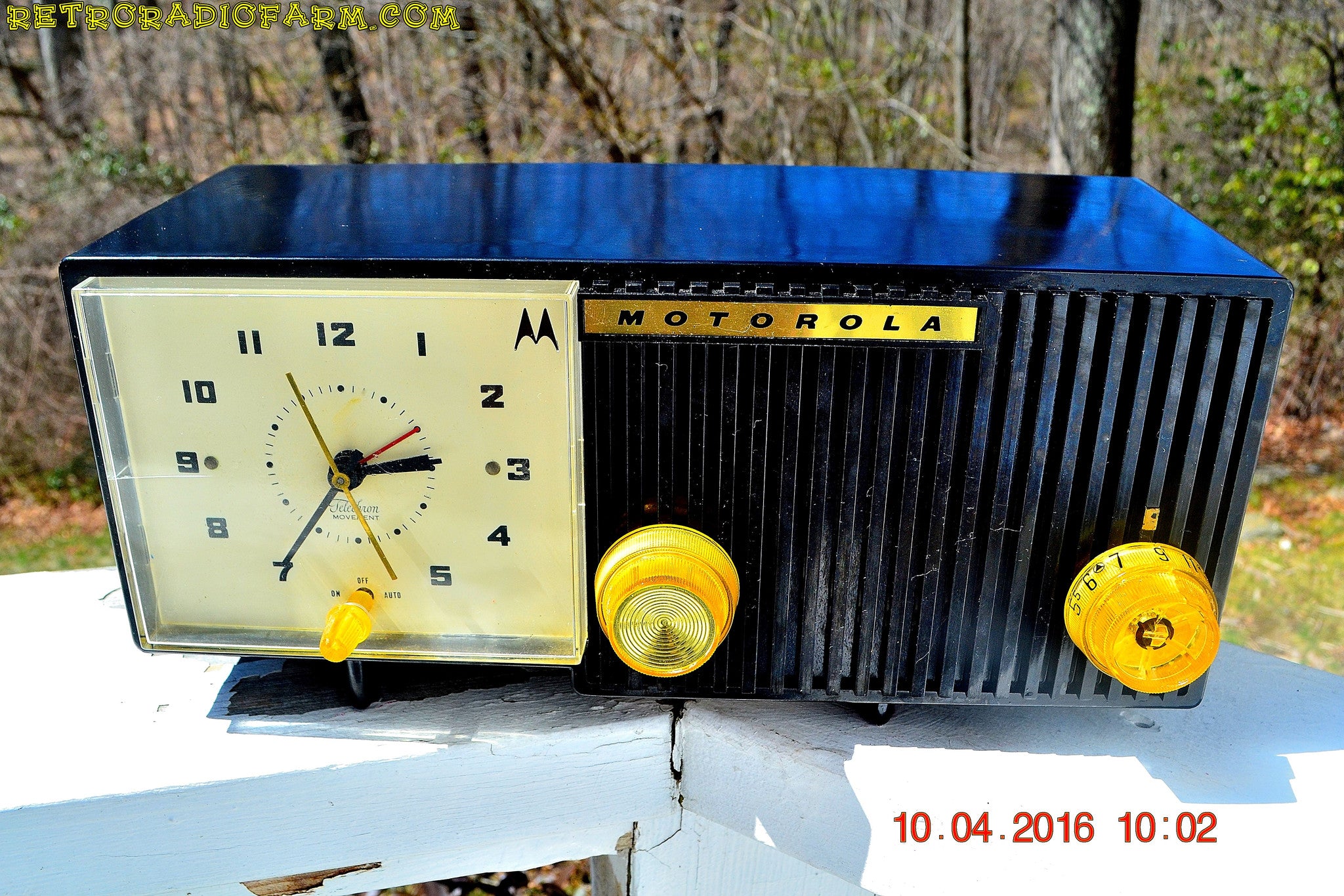 SOLD! - May 11, 2016 - BLUETOOTH MP3 Ready - EBONY Mid Century Retro Jetsons 1959 Motorola 5C11E Tube AM Clock Radio Totally Restored! - [product_type} - Motorola - Retro Radio Farm