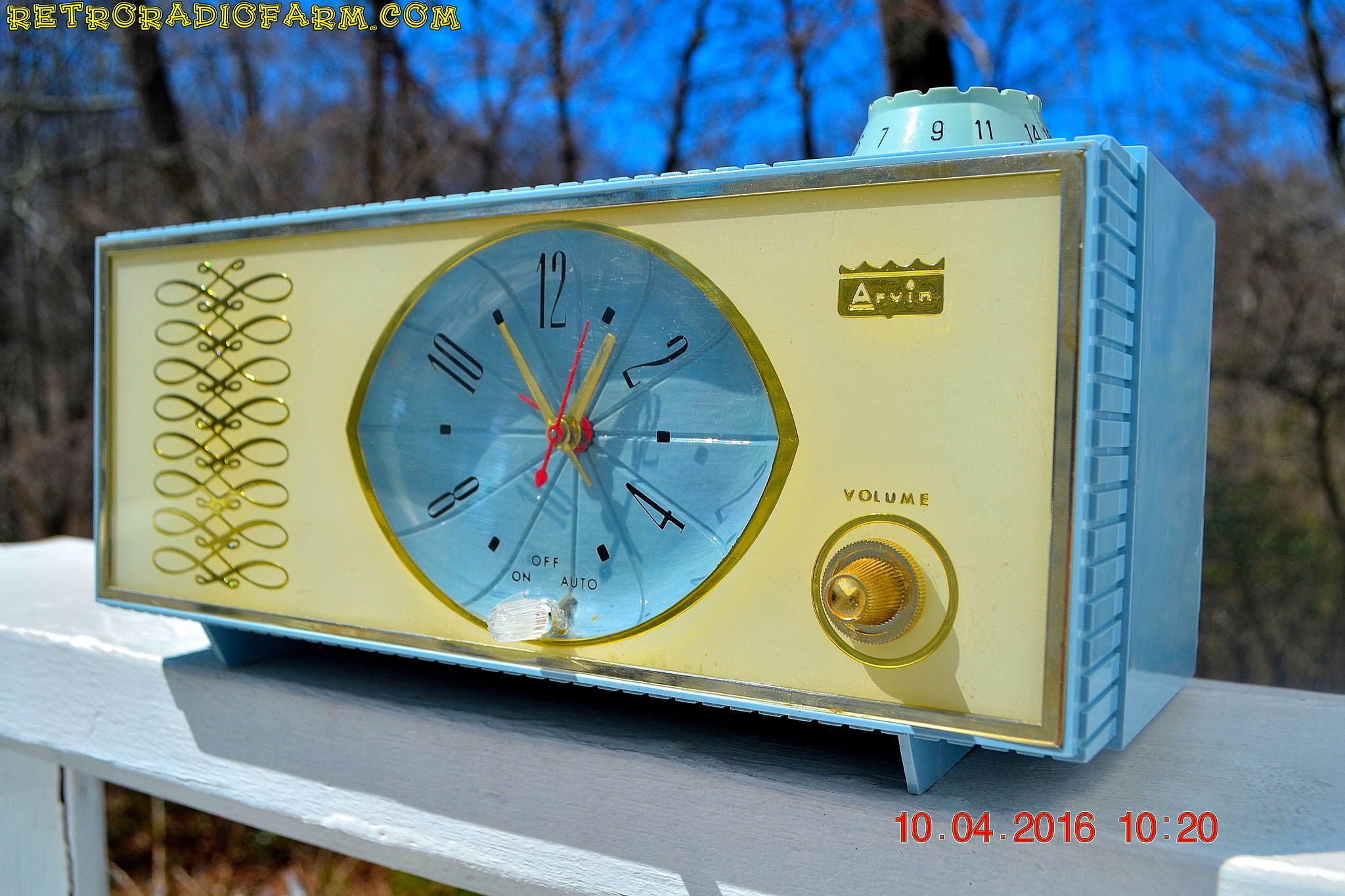 SOLD - Apr 10, 2016 - WEDGEWOOD BLUE Retro Jetsons Vintage 1965 Arvin Model 53R05 AM Tube Clock Radio Works Great Looks Great! - [product_type} - Arvin - Retro Radio Farm