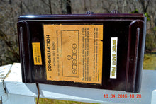 Load image into Gallery viewer, SOLD! - Dec. 13, 2017 - RARE 1949 CONSTELLATION Model 1135 AM Swirly Brown Bakelite Tube Radio Totally Restored! - [product_type} - Constellation - Retro Radio Farm