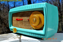 Charger l&#39;image dans la galerie, SOLD! -Apr 15,2016 - TURQUOISE AND WICKER Retro Vintage 1949 Capehart Model 3T55B AM Tube Radio Totally Restored! - [product_type} - Capehart - Retro Radio Farm