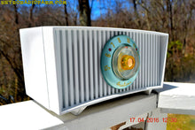 画像をギャラリービューアに読み込む, SOLD! - May 10, 2016 - ALPINE WHITE Mid Century Retro Antique 1952 Airline Model BR-1558B Tube AM Radio Works! - [product_type} - Airline - Retro Radio Farm