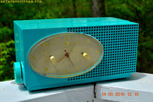 画像をギャラリービューアに読み込む, SOLD! - May 24, 2016 - BLUETOOTH MP3 READY - Turquoise Mid Century Retro Jetsons 1956 Sylvania Model 6006 Tube AM Clock Radio Totally Restored! - [product_type} - Sylvania - Retro Radio Farm