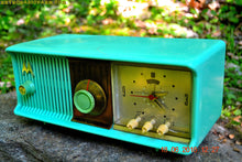 画像をギャラリービューアに読み込む, SOLD! - Nov 29, 2017 - SEA GREEN Never-Before-Seen-Never-Knew-Existed Retro Jetsons 1957 Motorola 57CC Tube AM Clock Radio Totally Restored! - [product_type} - Motorola - Retro Radio Farm