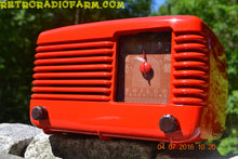 Charger l&#39;image dans la galerie, SOLD! - July 4, 2016 - BLUETOOTH MP3 Ready - LIPSTICK RED Vintage Deco Retro 1948 Philco Transitone 48-200 AM Bakelite Tube Radio Works! - [product_type} - Philco - Retro Radio Farm