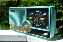 Charger l&#39;image dans la galerie, SOLD! - Jan 25, 2017 - LAGUNA AQUA Mid Century Vintage 1959 Medallion Model 5583 Tube Radio Probably Only One In Existence! - [product_type} - Medallion - Retro Radio Farm