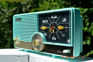 SOLD! - Jan 25, 2017 - LAGUNA AQUA Mid Century Vintage 1959 Medallion Model 5583 Tube Radio Probably Only One In Existence! - [product_type} - Medallion - Retro Radio Farm