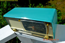 Charger l&#39;image dans la galerie, SOLD! - Oct 22, 2016 - BEAUTIFUL Turquoise And White Retro Jetsons 1958 RCA Victor 9-C-71 Tube AM Clock Radio Works Great But Has Cracks! - [product_type} - RCA Victor - Retro Radio Farm