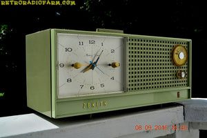 SOLD! - June 15, 2017 - AVOCADO Mid Century Retro Jetsons Vintage 1962 Zenith H519F AM Tube Clock Radio Works Great! - [product_type} - Zenith - Retro Radio Farm
