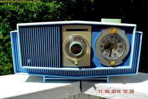 売れました！ - 2016/09/17 - ブルー オン ブルー ミッドセンチュリー レトロ 1963 モトローラ モデル C19B60 真空管 AM クロック ラジオ 完全復元!