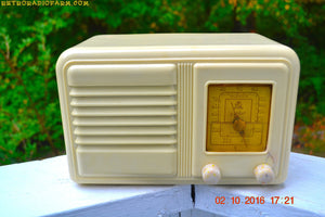 SOLD! - Oct 3, 2016 - BEAUTIFUL Art Deco Plaskon 1939-1941 Gilfillan 5B8 AM Tube Radio Totally Restored! - [product_type} - Gilfillan - Retro Radio Farm