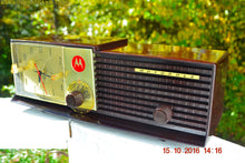 画像をギャラリービューアに読み込む, SOLD! - Dec 17, 2016 - IMMACULATE Expresso Bi-level Retro Jetsons 1957 Motorola 57CD Tube AM Clock Radio Pristine! - [product_type} - Motorola - Retro Radio Farm