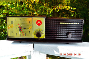 SOLD! - Dec 17, 2016 - IMMACULATE Expresso Bi-level Retro Jetsons 1957 Motorola 57CD Tube AM Clock Radio Pristine! - [product_type} - Motorola - Retro Radio Farm