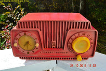 画像をギャラリービューアに読み込む, SOLD! - Oct 28, 2016 - ROSE PINK Retro Jetsons 1954 Stewart Warner Model 9187-J Tube AM Clock Radio Sounds Great! - [product_type} - Admiral - Retro Radio Farm