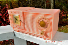画像をギャラリービューアに読み込む, SOLD! - Nov 7, 2016 - PARK AVE PINK Mid Century Retro Jetsons 1956 New Yorker AM Clock Radio Marilyn Approves! - [product_type} - New Yorker - Retro Radio Farm