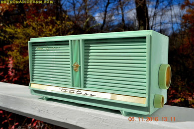 SOLD! - Sept 1, 2017 - PISTACHIO GREEN BLASTER Twin Speaker Retro Vintage 1959 Truetone Model 2857 AM Tube Radio Hard Rocker!