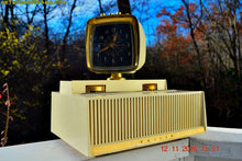 Charger l&#39;image dans la galerie, SOLD! - Dec 25, 2016 - PLAN 9 FROM OUTER SPACE 1958 Philco Predicta Model H765-124 Tube AM Clock Radio - Iconic~! - [product_type} - Philco - Retro Radio Farm