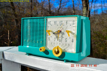 Charger l&#39;image dans la galerie, SOLD! - Nov 14, 2017 - REAL TEAL DEAL Mid-Century Retro Vintage 1959 Philco Model F-752-124 AM Tube Clock Radio Totally Restored! - [product_type} - Philco - Retro Radio Farm