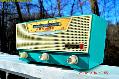 売れました！ - 2017 年 3 月 30 日 - アクアマリン AM/FM レトロ ビンテージ ミッドセンチュリー オリンピック モデル FM-15 真空管ラジオ 希少、機能的、ほぼ新品状態！