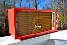 Charger l&#39;image dans la galerie, SOLD! - July 13, 2017 - UGLORGEOUS™ Hot Pink Mid Century Retro Vintage 1957 Silvertone 7012 AM Tube Radio Totally Restored! - [product_type} - Silvertone - Retro Radio Farm