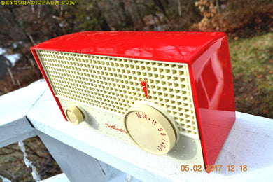 SOLD! - Apr 18, 2017 - RED And White Mid Century Antique Retro 1959 Silvertone Model 1003 AM Tube Radio Works Great!