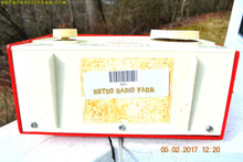 Charger l&#39;image dans la galerie, SOLD! - Apr 18, 2017 - RED And White Mid Century Antique Retro 1959 Silvertone Model 1003 AM Tube Radio Works Great! - [product_type} - Silvertone - Retro Radio Farm