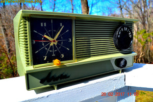 SOLD! - Sept 15, 2017 - OLIVE GREEN Vintage Antique Mid Century 1955 Arvin Model 5571 Tube AM Clock Radio Excellent Condition! - [product_type} - Arvin - Retro Radio Farm