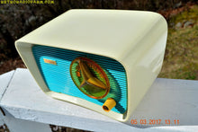 Charger l&#39;image dans la galerie, SOLD! - June 5, 2017 - SO JETSONS LOOKING Retro Vintage Turquoise and White 1959 Travler Model T-204 AM Tube Radio Near Mint! - [product_type} - Travler - Retro Radio Farm
