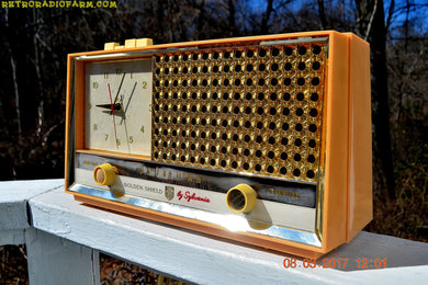 SOLD! - July 28, 2018 - BUFF PINK Retro Space Age 1957 Sylvania Model 1322 Tube AM Clock Radio Sounds Great!