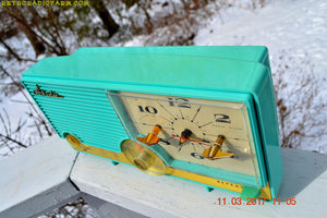 SOLD! - Mar 23, 2017 - AQUAMARINE Mid Century Retro Vintage 1959 Arvin Model 5583 AM Tube Clock Radio Rare! - [product_type} - Arvin - Retro Radio Farm