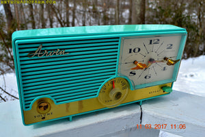 SOLD! - Mar 23, 2017 - AQUAMARINE Mid Century Retro Vintage 1959 Arvin Model 5583 AM Tube Clock Radio Rare! - [product_type} - Arvin - Retro Radio Farm
